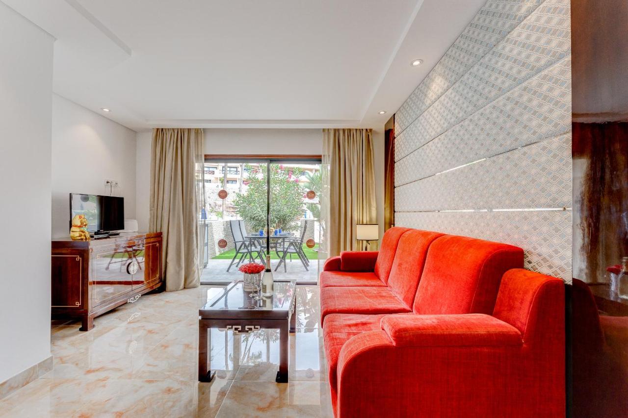 Brand New Apartment In Park Albatros With Pool View サンミゲル・デ・アボナ エクステリア 写真